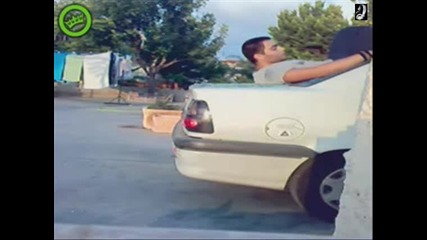(супер яко) Как се прави челна стойка върху капак на автомобил