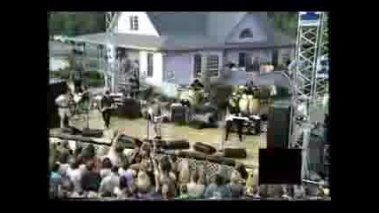Bon Jovi - Destination Anywhere (live)
