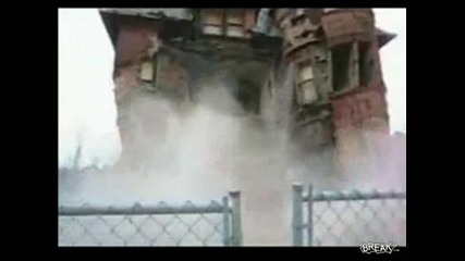 Building Collapses With Fool Inside