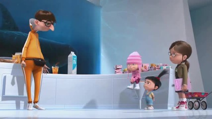 Despicable Me - The girls ask Vector about his pajamas 