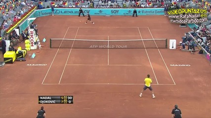 Nadal vs Djokovic Atp Madrid 2011 (rafa tweener)