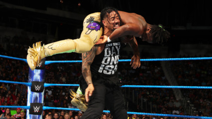 The New Day vs. The Usos - Winner chooses stipulation for SmackDown Tag Team Title Rematch: SmackDown LIVE, Aug. 29, 2017