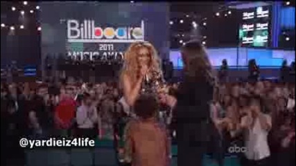 Beyonce - Who Run The World (girls) Изпълнение на Billboard Music Awards 2011
