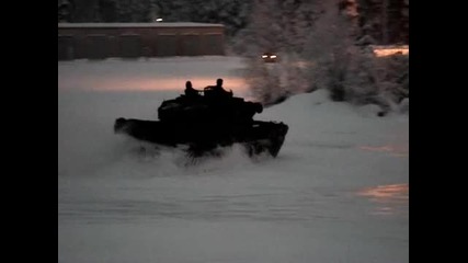 Swedish Tank Drifting ( no music all engine )