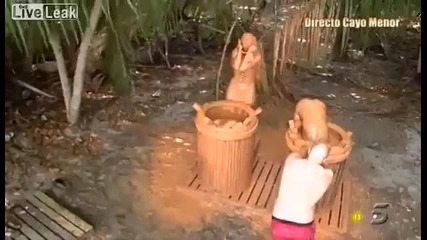liveleak.liveleak.com - Survivor is suddenly worth watching