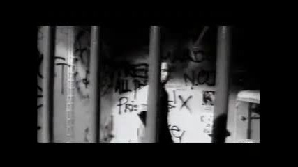 2pac - Trapped