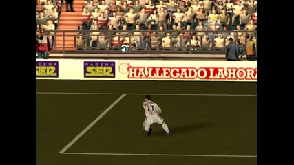 Гол на Роналдиньо с глава Real Madrid - Barca ; Fifa 07