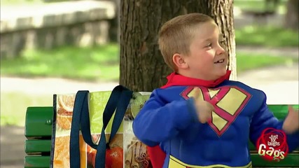 Малък супер герой със суперсили - Скрита Камера