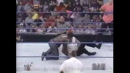 Wwf Smackdown 30.11.00 - Road Dogg & K - kwik vs. Bull Buchanan & The Goodfather 