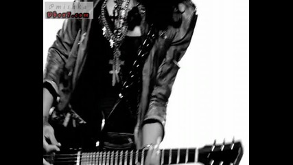 ~{ 2010 }~ Rihanna feat. Slash - Rockstar 101 ~{ Hq }~ 