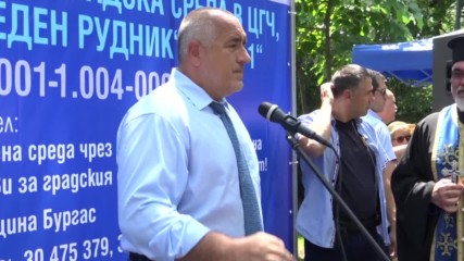 Бойко Борисов размаха пръст на фирма, обжалвала строителството на пътя за Слънчев бряг