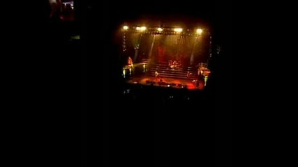 Judas Priest - Breaking The Law (live)