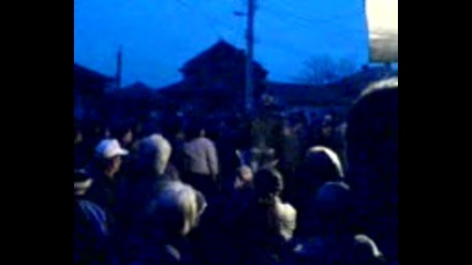 Протестта на Циганите в Гр. Никопол 04.12.09г. 2 - ра част 