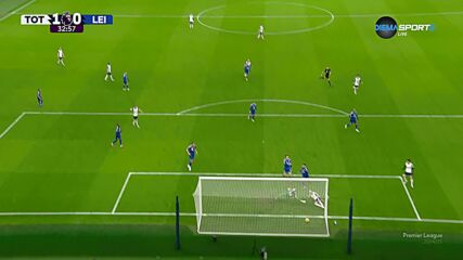 Tottenham Hotspur vs. Leicester City - 1st Half Highlights