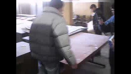 Идиот - Бруно