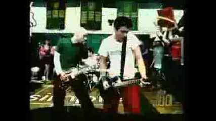 Simple Plan Im Just A Kid oficial video