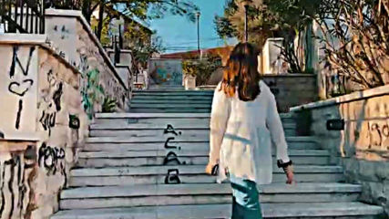 Lana Vukcevic - Mama Official Video