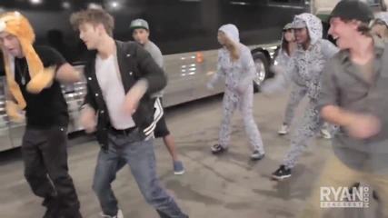 Emblem3 Cover Ylvis the Fox Performance