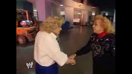 Mickie James And Mae Young Kiss