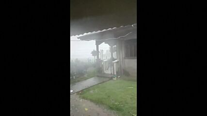 Супер тайфунът Нору се насочи към Филипините (ВИДЕО)