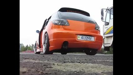 Mazda 3 turbo rev 