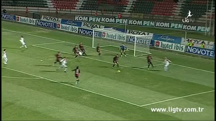 Ивелин Попов донесе победата на своя Газиантепспор с гол срещу Мерсин