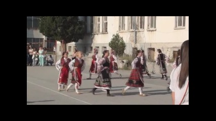 15-09-2011-народни танци