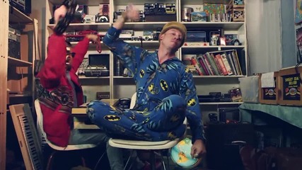 Macklemore & Ryan Lewis - Thrift Shop Feat. Wanz (official Video)