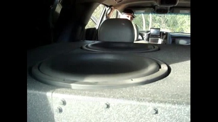 Massive Bass Flex - 4 18`s on 20 000 watts 