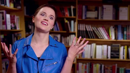 Veronica Roth Divergent Q&a- What do you love about Divergent fans