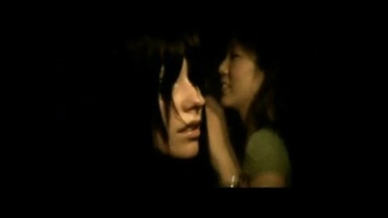 Avril Lavigne - I Don't Give A Damn