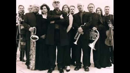 Michael Nyman - Wheelbarrow Walk