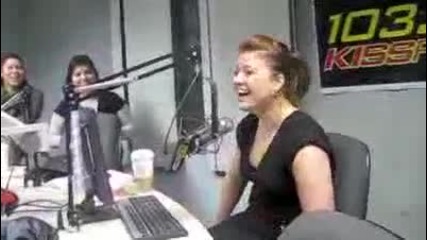 Kelly Clarkson Interview Ty Bentli Kissfm Chicago October 2009 Втора Част 