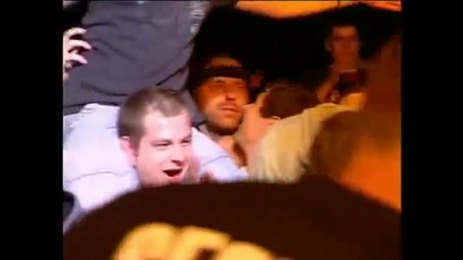 Sinan Sakic - Ne trazi je sine - (live) - (tasmajdan 2008)