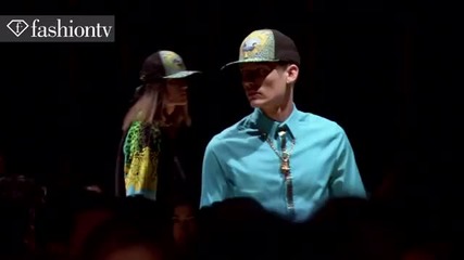 Versace for H&m The Runway Show ft Blake Lively, Jessica Alba & Ke$ha Front Row