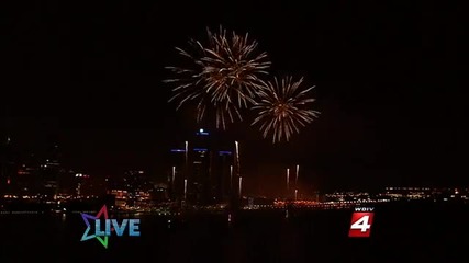 The Target Fireworks (finale) - Detroit Riverfront 6-27-11