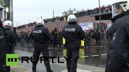 Germany: Antifa protesters clash with police at HoGeSa counter-demo
