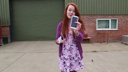 Samsung Galaxy S3 vs. iphone 4s Drop Test