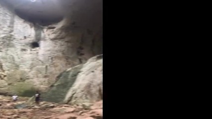 Пещера Проходна - Божиите очи