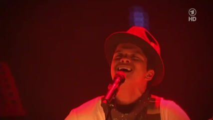 Bruno Mars - Grenade ( Echo 2011 Live )