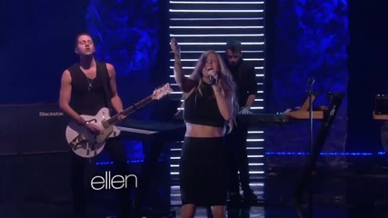 Ellie Goulding - Burn ( Live at Ellen Degeneres Show)