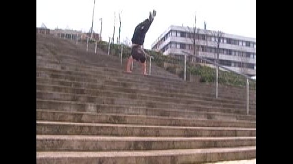 Bodyweight Strength - Handstand Parkour