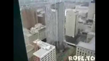 Срутване на 100 етажна зграда