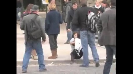 Selena Gomez, Leighton Meester and Katie Cassidy On Set of Monte Carlo In Paris 
