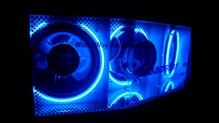 3 subs Bandpass box neon