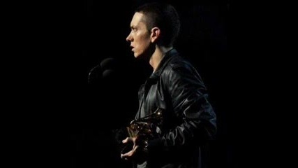 Удивително Добра ! Eminem - Fly Away (feat.just Blaze) 