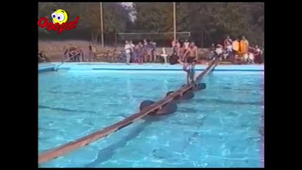 Смешни Домашни Видеота- Смешни злопулуки в плувни басейни