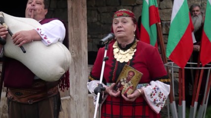 Валя Балканска в Двора на Кирилицата в Плиска - "Излел е Дельо хайдутин"