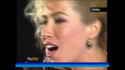 Burcu Gunes - Ask Geciyormus Istanbuldan