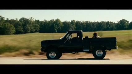 Due Date - Official Trailer 2 [hd]
